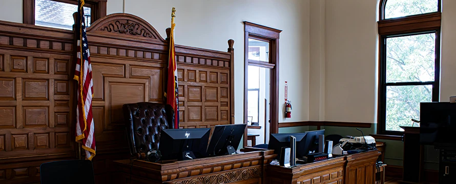 usa-law-court-empty